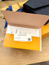 Load image into Gallery viewer, LOUIS VUITTON 2024 Félicie Pochette Empriente Leather Chain Crossbody Bag - Navy