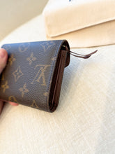 Load image into Gallery viewer, LOUIS VUITTON Monogram Canvas Victorine Compact Wallet