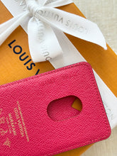 Load image into Gallery viewer, π LOUIS VUITTON LV x TM Takashi Murakami Monogram Cherry Porte-Cartes Magnet