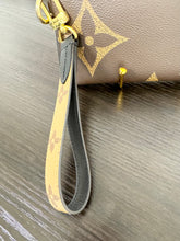 Load image into Gallery viewer, LOUIS VUITTON 2020 Monogram Giant Rectangular Wristlet Pouch