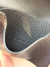 Load image into Gallery viewer, HERMES 2023 Bearn Card Holder in Noir / Epsom Leather