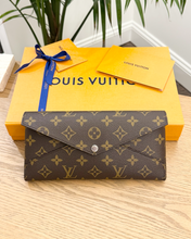 Load image into Gallery viewer, LOUIS VUITTON 2024 Monogram Canvas Kirigami Organizer in 
Pondichery Pink