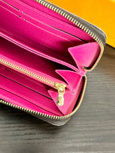 Load image into Gallery viewer, LOUIS VUITTON Limited Edition Monogram Pattern Zippy Wallet