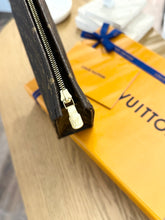Load image into Gallery viewer, LOUIS VUITTON 2024 Monogram Canvas Toiletry Pouch 26