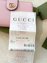 Load image into Gallery viewer, GUCCI Medium Double G Bi-Fold Compact Wallet with Bamboo / Pink