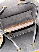 Load image into Gallery viewer, LOUIS VUITTON 2021 Monogram Canvas NéoNoé MM Crossbody Bag in Black
