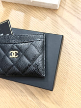 Load image into Gallery viewer, CHANEL 2021 Grained Calfskin & Gold-Tone Metal Classic Card Holder in Black