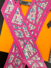 Load image into Gallery viewer, HERMES Rive Droite Rive Gauche Silk Twilly Bandeau Set - Rose