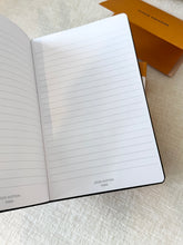 Load image into Gallery viewer, π LOUIS VUITTON 2025 LV x TM Takashi Murakami Cherry  Jane Notebook MM