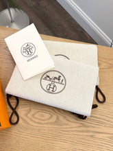 Load image into Gallery viewer, HERMES Genius Suede Goatskin Sandals in Beige Sable - EU37