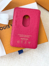 Load image into Gallery viewer, π LOUIS VUITTON LV x TM Takashi Murakami Monogram Cherry Porte-Cartes Magnet