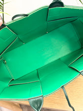 Load image into Gallery viewer, BOTTEGA VENETA Medium Arco Tote Bag in Raintree