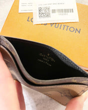 Load image into Gallery viewer, ▪️SOLD▪️Louis Vuitton Monogram Reverse Card Holder