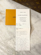 Load image into Gallery viewer, LOUIS VUITTON 2022 Neverfull GM Monogram Tote Bag In Beige