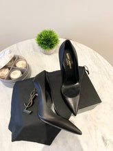 Load image into Gallery viewer, SAINT LAURENT Opyum Leather Pumps In Black/Gold Size EU 37.5