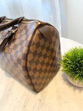 Load image into Gallery viewer, LOUIS VUITTON Damier Ebene Speedy 30 Satchel Bag