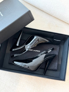 SAINT LAURENT Patent Leather Vernice Grupy 110 Slingback Pumps / Black / 37 EU