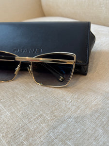 CHANEL Rectangular Metal Sunglasses / Gold Gray Gradient