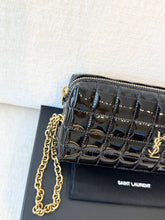 Load image into Gallery viewer, SAINT LAURENT 2024 Cassandre Matelassé Carré Pouch on Chain / Black
