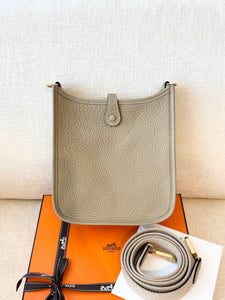 ✨NEW✨2025 Hermes Evelyne TPM 16 Amazone Bag / Trench / Gold Hardware