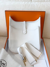 Load image into Gallery viewer, ✨NEW✨2025 Hermes Evelyne III 29 PM Bag - New White - Gold Hardware
