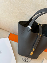 Load image into Gallery viewer, ✨NEW✨2025 Hermes Picotin 18 Clémence / Dark Bronze / Gold Hardware
