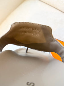 HERMES Empire Kelly Buckle Suede Sandal / Beige / EU (37)