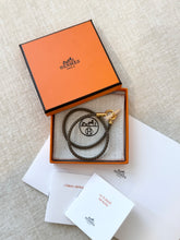 Load image into Gallery viewer, ✨BRAND NEW✨2025 Hermes Glenan Double Tour Bracelet / Étoupe / Size T2
