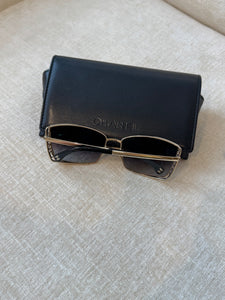 CHANEL Rectangular Metal Sunglasses / Gold Gray Gradient