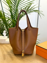 Load image into Gallery viewer, [SOLD] HERMES Taurillon Clemence Picotin Lock 18 PM Bucket Bag in Gold
