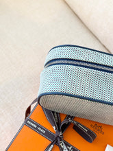 Load image into Gallery viewer, ✨NEW✨Hermes Escale Cosmetic Case / Marine
