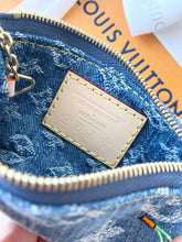 Load image into Gallery viewer, 🍒 LOUIS VUITTON 2025 LV x TM Takashi Murakami Monogram Cherry Denim Key Pouch
