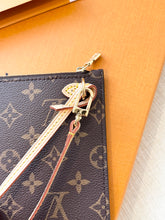 Load image into Gallery viewer, 💖 LOUIS VUITTON 2025 LV x TM Takashi Murakami Monogram Pochette Wristlet Pouch
