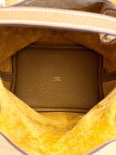 Load image into Gallery viewer, [SOLD] HERMES Taurillon Clemence Picotin Lock 18 PM Bucket Bag in Gold

