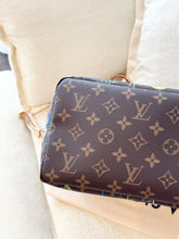 Load image into Gallery viewer, LOUIS VUITTON 2025 LV x TM Takashi Murakami Neverfull MM Monogram Tote
