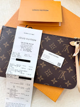 Load image into Gallery viewer, 💖 LOUIS VUITTON 2025 LV x TM Takashi Murakami Monogram Pochette Wristlet Pouch
