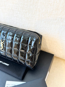 SAINT LAURENT 2024 Cassandre Matelassé Carré Pouch on Chain / Black