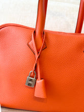 Load image into Gallery viewer, HERMES Clemence Leather Victoria 36 Bag / Orange Poppy / Palladium Hardware
