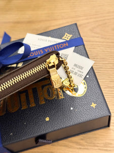 LOUIS VUITTON 2024 Monogram Cles Chain Key Pouch