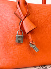 Load image into Gallery viewer, HERMES Clemence Leather Victoria 36 Bag / Orange Poppy / Palladium Hardware
