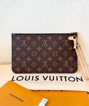 Load image into Gallery viewer, 💖 LOUIS VUITTON 2025 LV x TM Takashi Murakami Monogram Pochette Wristlet Pouch
