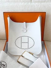 Load image into Gallery viewer, ✨NEW✨2025 Hermes Evelyne III 29 PM Bag - New White - Gold Hardware
