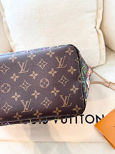 Load image into Gallery viewer, LOUIS VUITTON 2025 LV x TM Takashi Murakami Neverfull MM Monogram Tote
