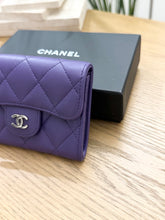Load image into Gallery viewer, CHANEL Classic Quilted Flap Card Holder - Purple
