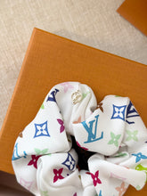 Load image into Gallery viewer, 🤍 NEW! LOUIS VUITTON 2025 LV x TM Takashi Murakami Monogram Multicolor Chouchou
