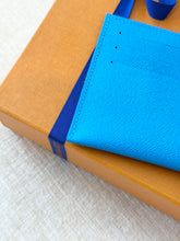 Load image into Gallery viewer, 💙NEW!!  LOUIS VUITTON 2025 Canvas Credit Card Holder / Gaston Blue
