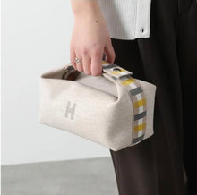 Load image into Gallery viewer, ✨NEW✨2025 HERMÉS Bride-a-Brac au Carre Case / Small Model / Seigle
