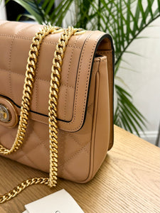 GUCCI Deco Logo-Embellished Quilted Leather Shoulder Bag in Beige