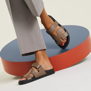 Hermes Women’s Epsom Calfskin Chypre Sandals / Étoupe / (EU)39